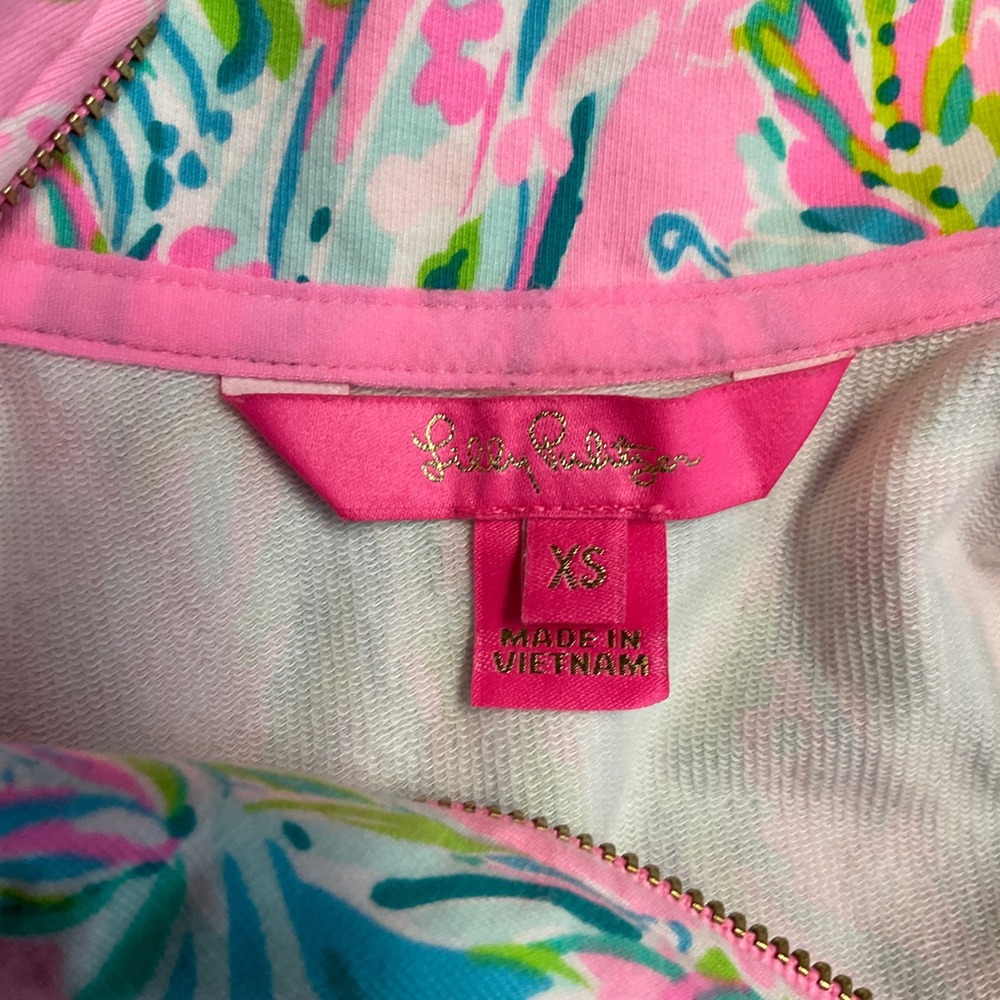 Lilly Pulitzer Skipper Popover Women XS Pink Tropical Feather Half Zip Pullover - Picture 3 of 9